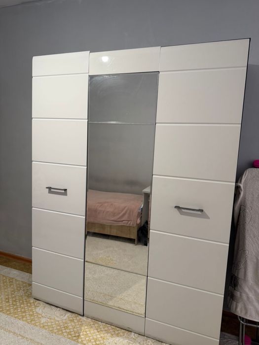 жихаз сатылады / продается мебель