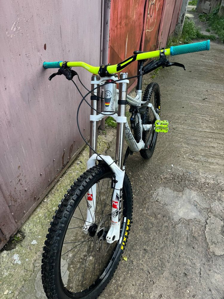 Vand bicicleta ghost