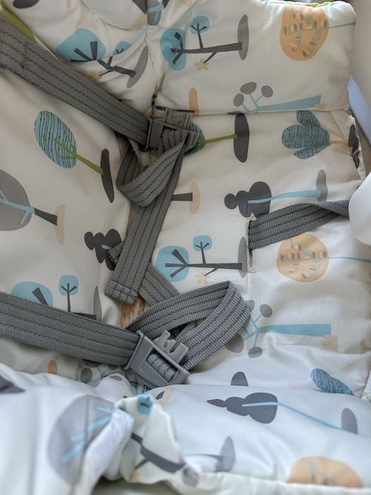 Vand scaun de masa bebe