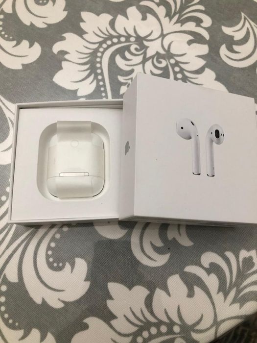AirPods 2 Series /GT2D79V8LX2Y / Apple Original