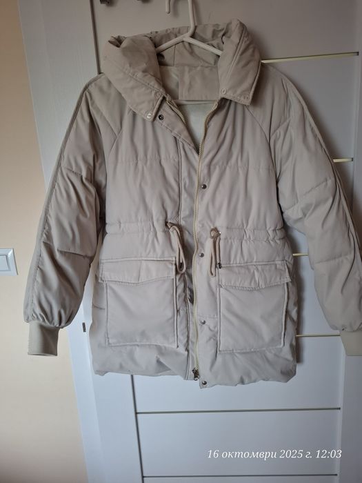 Зимно яке с качулка