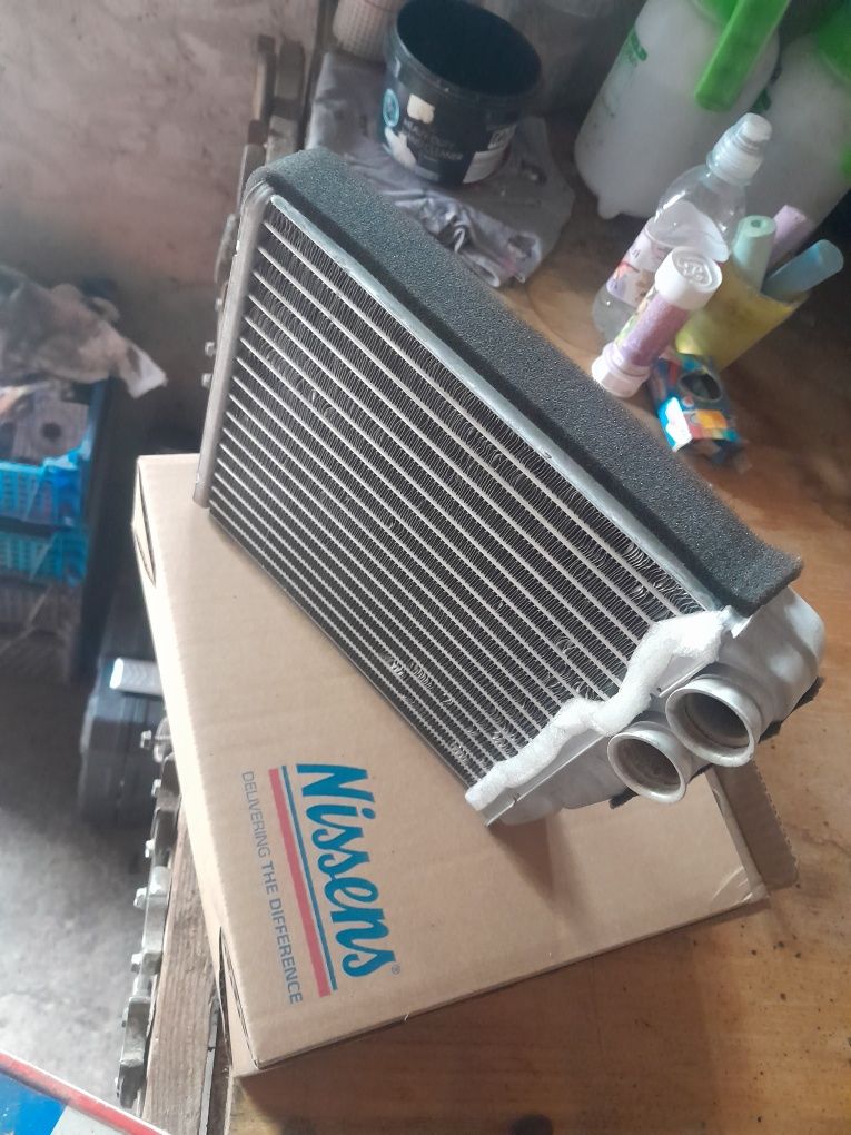 Radiator.  Caldura passat b6 golf 5 jetta etc