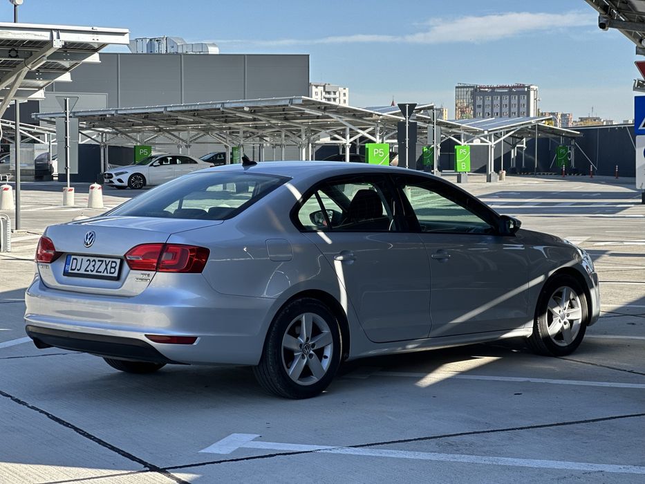Volkwagen Jetta 2011