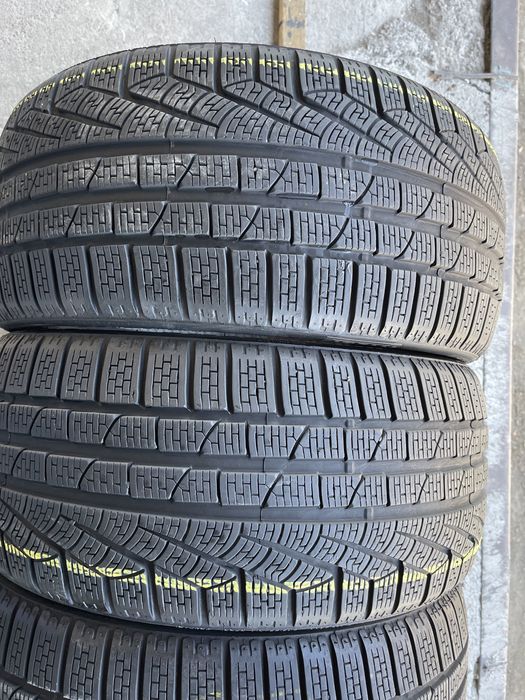 4 anvelope de iarna Pirelli 235/35/19