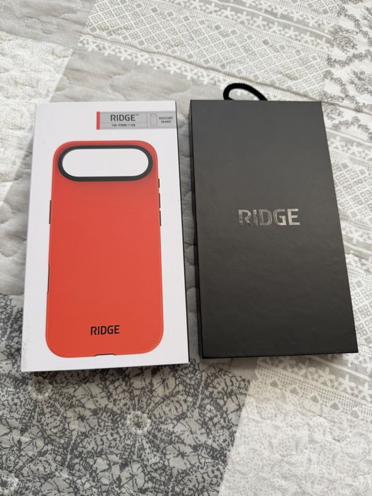 Продавам кейс за Iphone Air