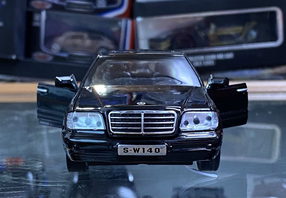 Mercedes W140 Машинка железный