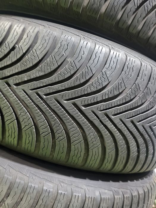 4 бр зимни 225/55/17 Michelin