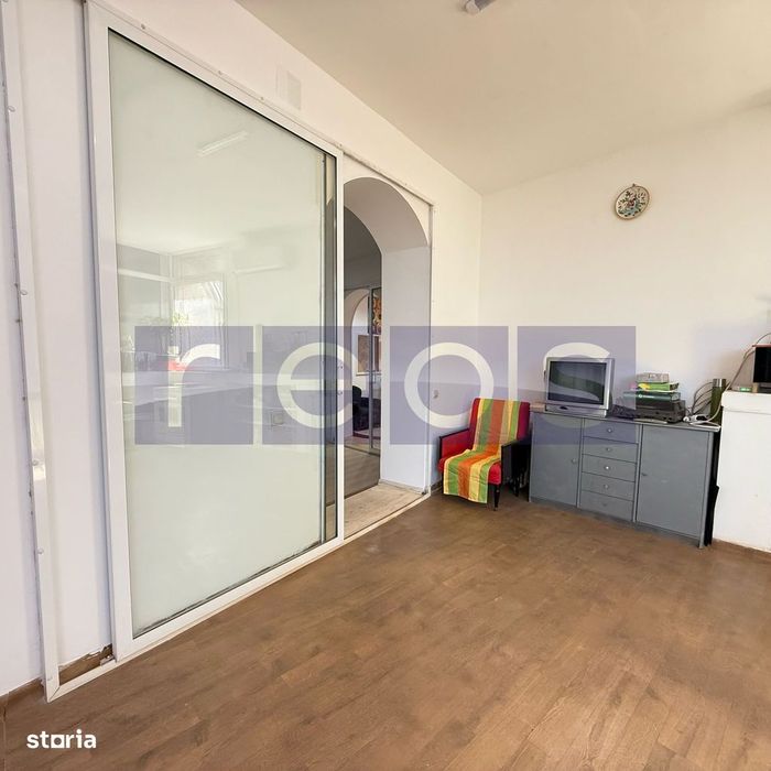 Oportunitate De Vanzare  Apartament 6 Camere În Vila | Zonă Centrală
