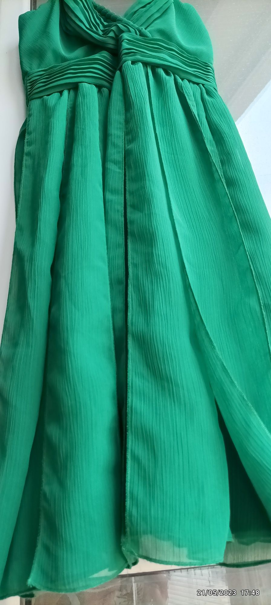Ефирна зелена рокля Vila M