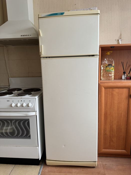 Холодильник рабочий срочно! STINOL