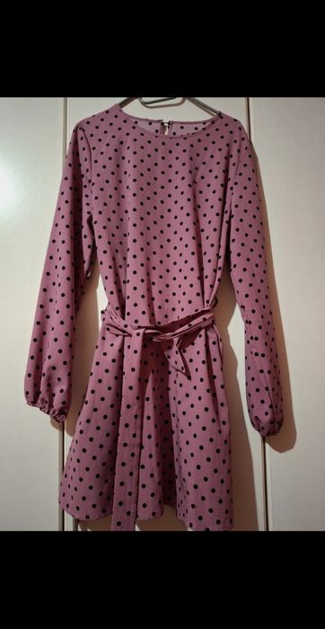Rochie.   Nouă f