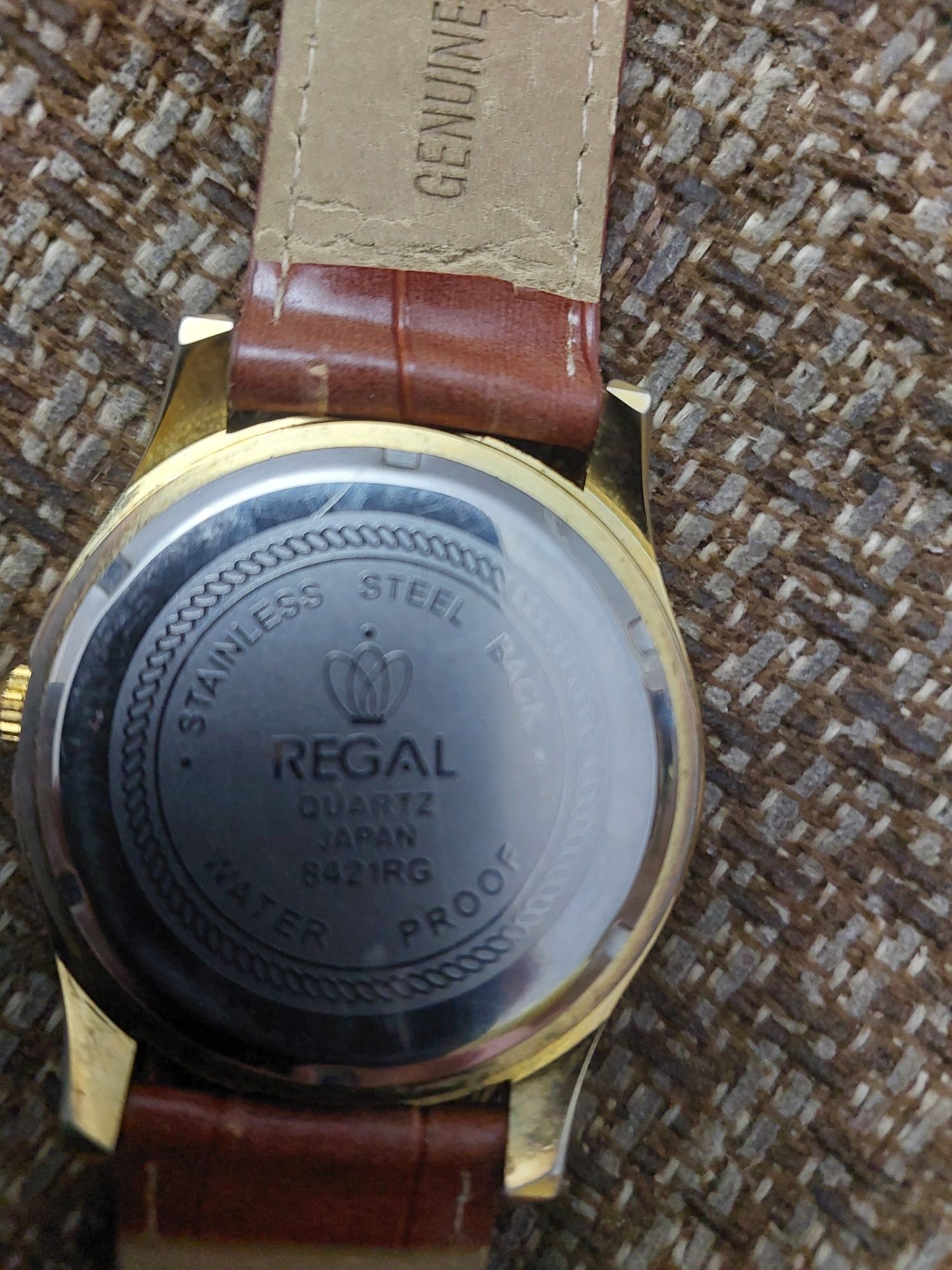 Часы Regal Quartz Japan
