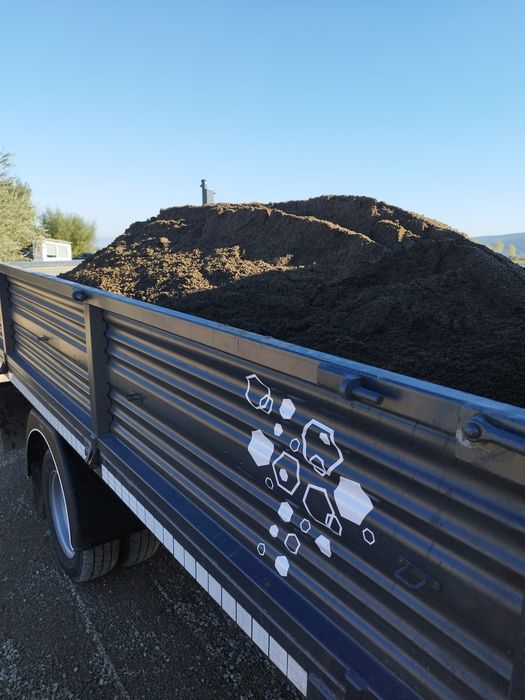 Balastru,nisip,agregate baalstiera,piatra gabioane.