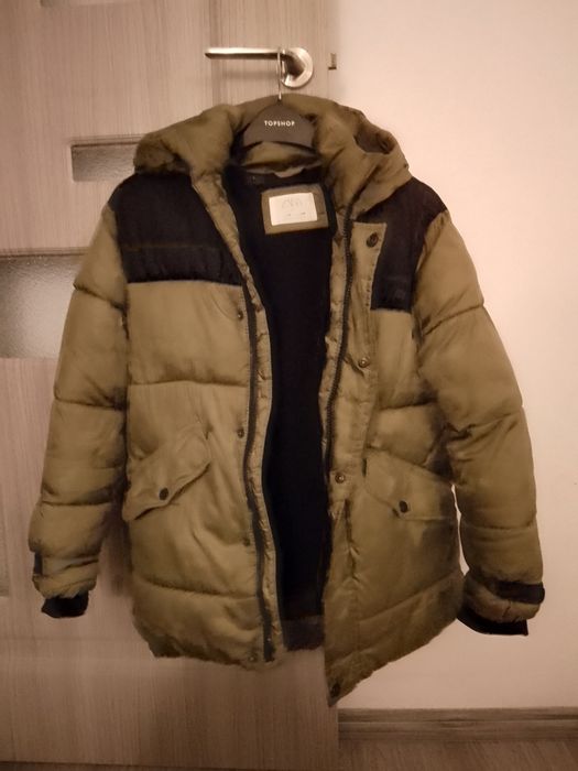 Jachetă kaki Zara