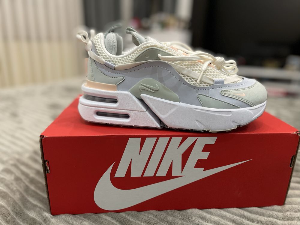 Обувки Nike Air Max Furyosa