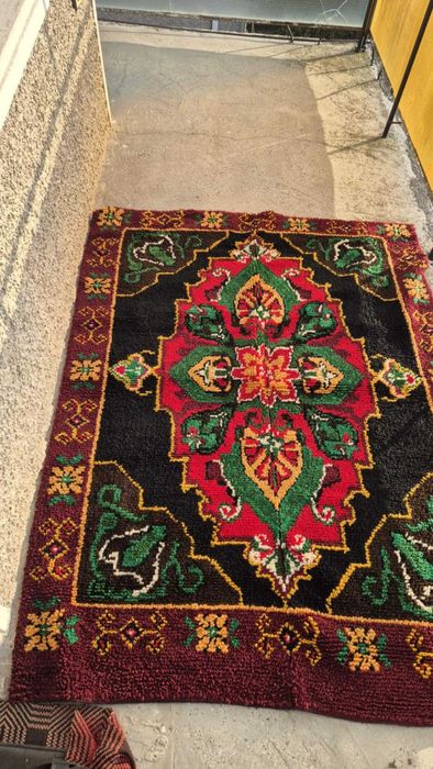 Китеник, шалте, кувертюра, покривало, губер