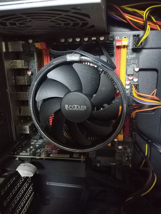 Материнская плата в сборе