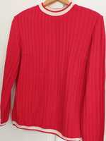 Продавам нов червен дамски пуловер