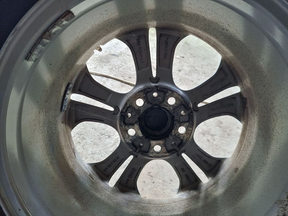 Jante r17 cu anvelope 225 55 r17 de iarna X1 F48/ X3G01 /  X2 f39