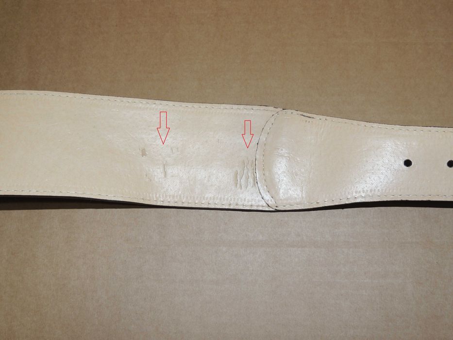 Български дамски колан на ART-93 .  Манта за медицинска сестра