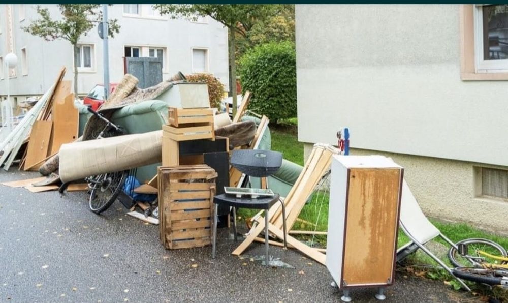 Servicii de Debarasare apartamente,mobila,lucruri vechi