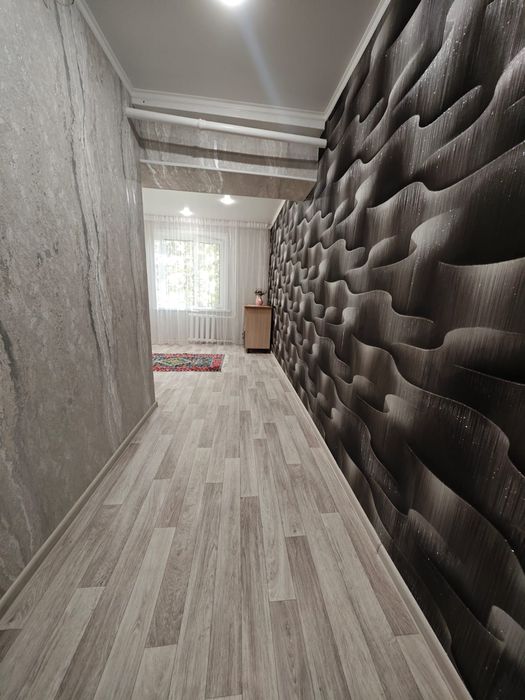 Продам 1 комн миниквартиру. 20 мкр.