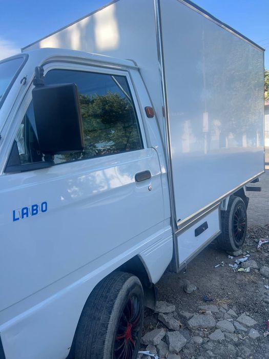 Labo damas sotiladi arendayam bor