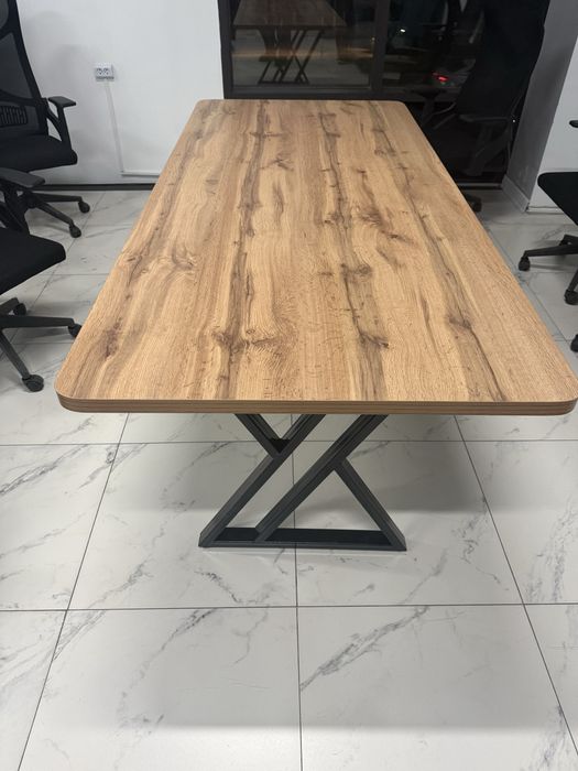 Продам стол лофт