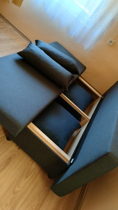 Canapea extensibilă Nouă