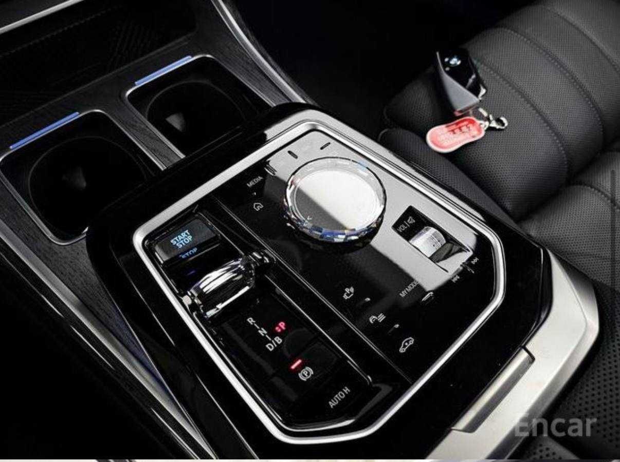 BMW i7 (G70) eDrive M Sport из Южной Кореи