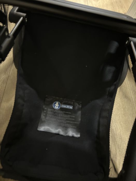 Бебешка количка cybex beezy
