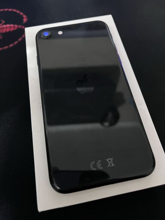 Iphone SE 2020/64gb памет