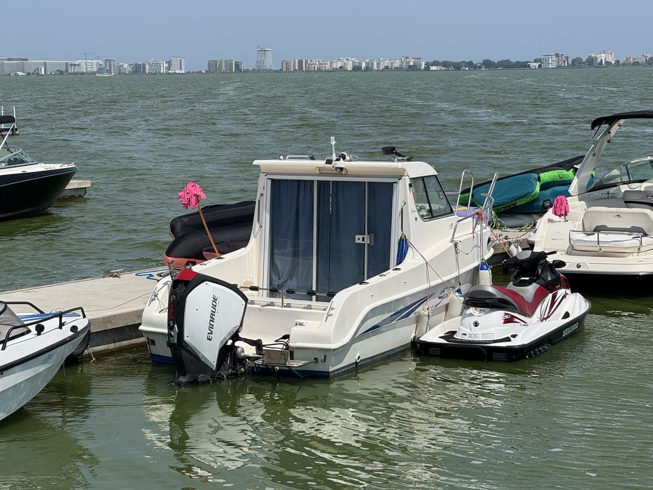 Barca Cabinata Saver Manta 21 fischer