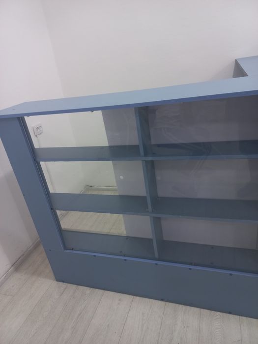Продам ресепшн (витрина)