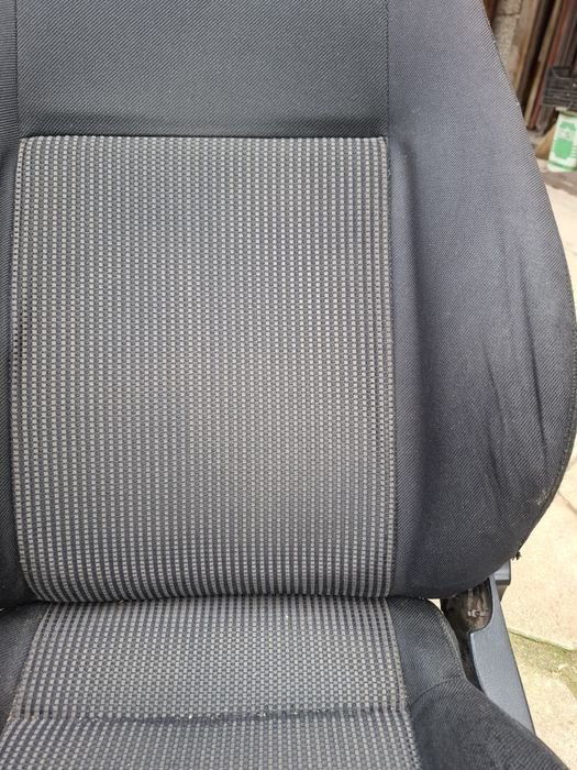 Предни седалки голф 4