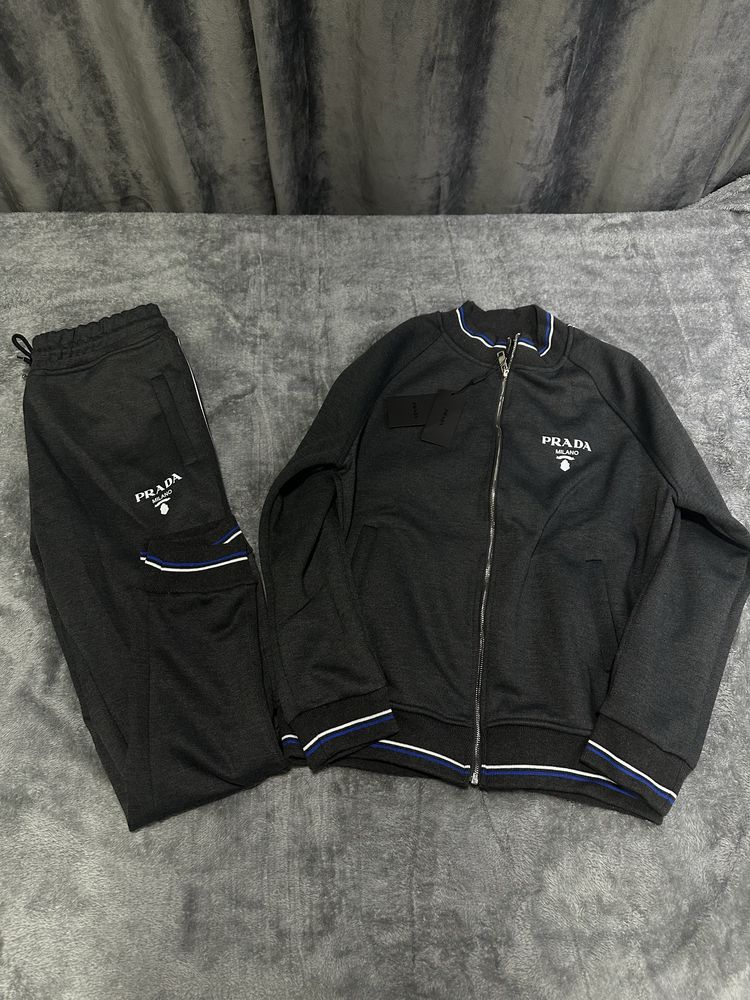 Двойка Prada Size: L, XL