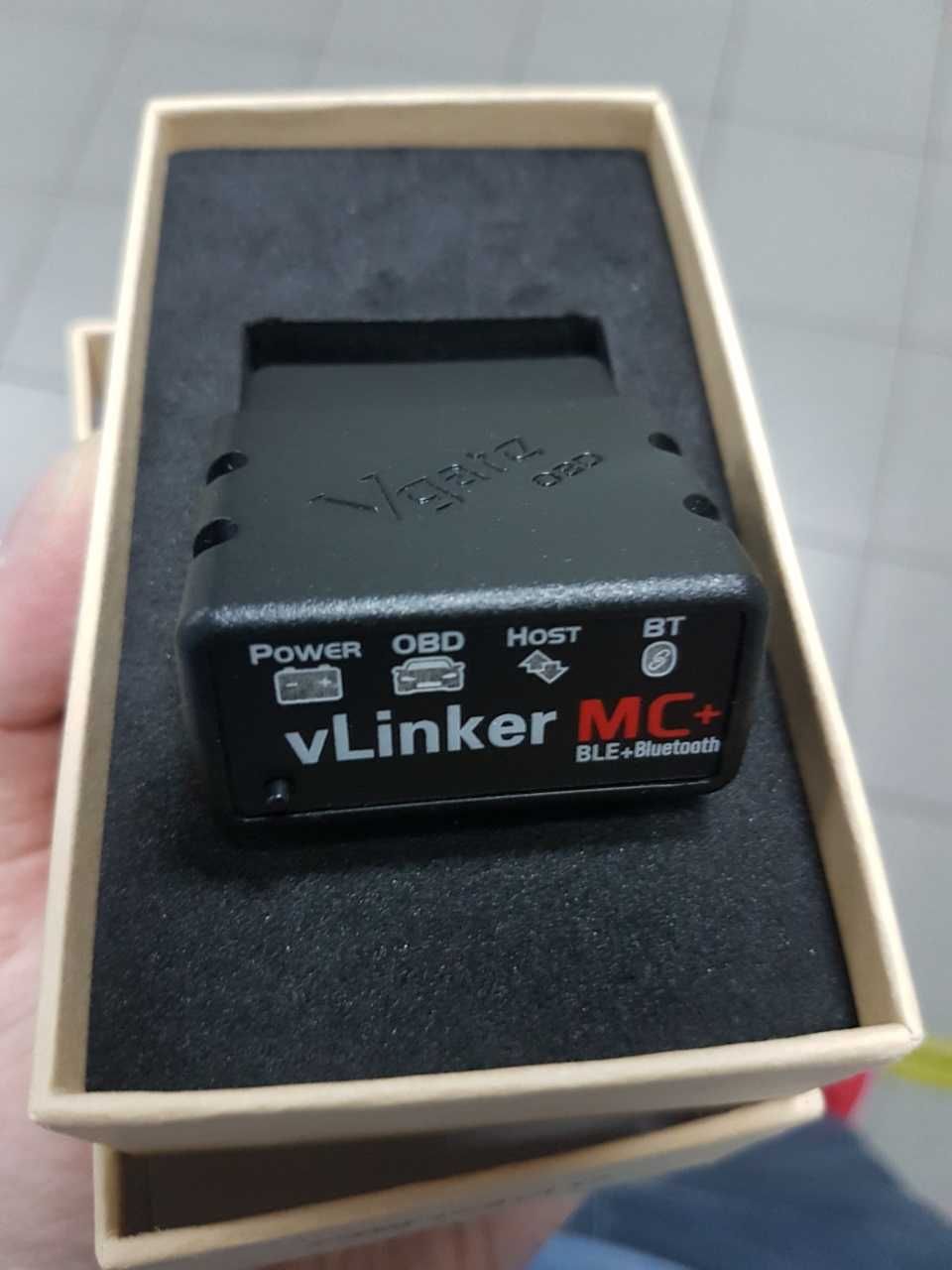 Vgate vLinker MC+ (iOS + Android)