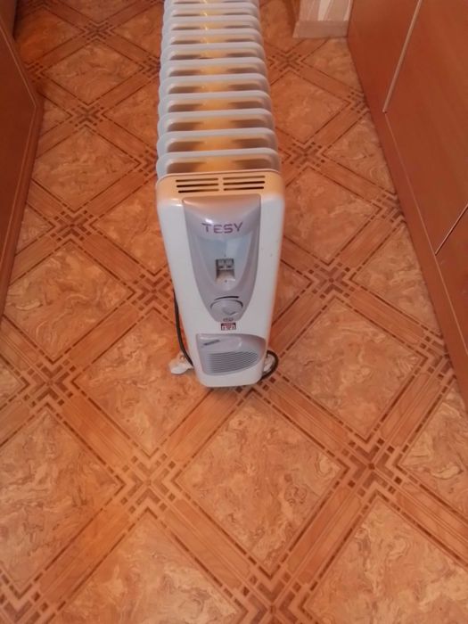Продавам маслен Радиатор Теси
