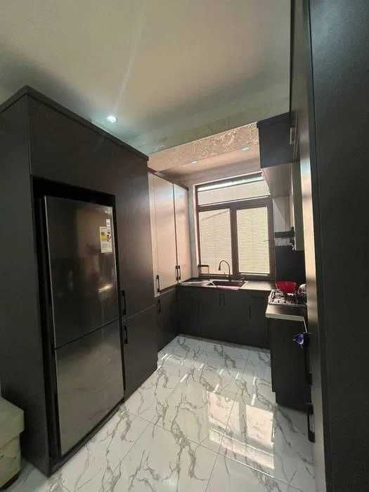 2-к. квартира 51 м², упакована, Саламатина Братские могилы 2 этаж!`