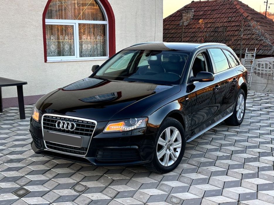 Audi A4 B8 S-LINE 2.0TDI 143C.P Full piele Full Led