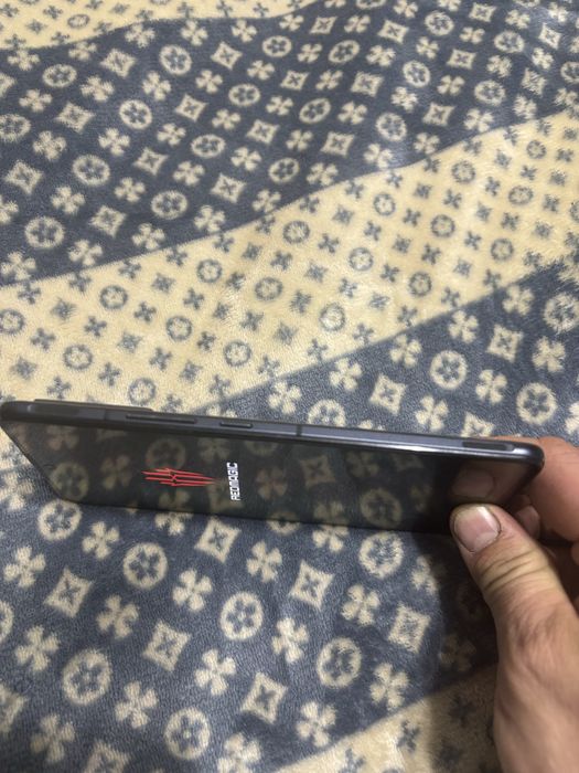 ZTE red magic 6r