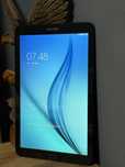 Продавам Таблет Samsung TAB E 10.1Инча