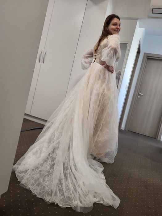 Rochie mireasa marimea L noua