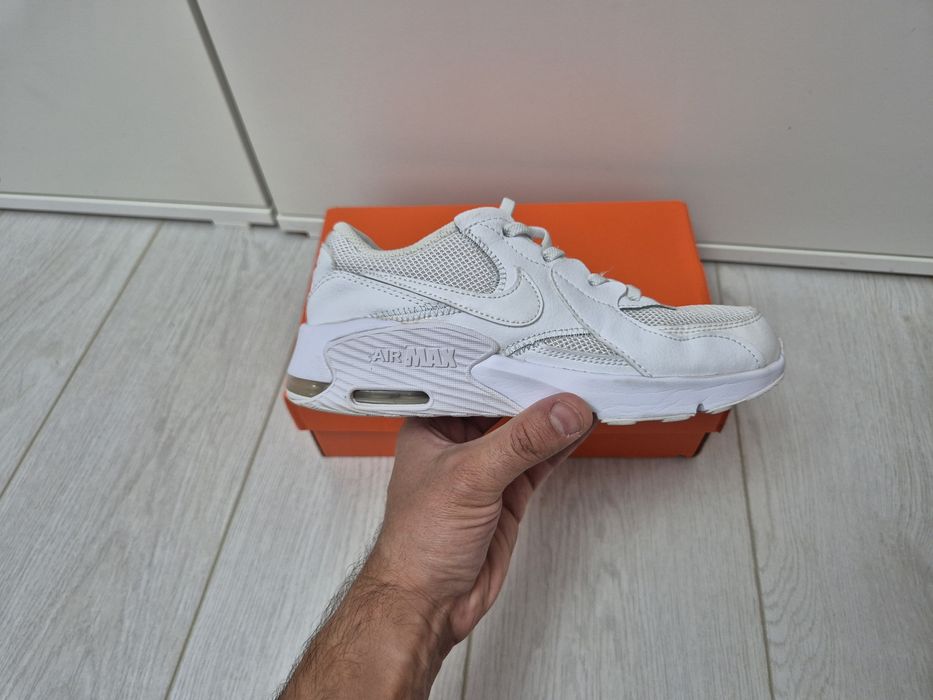 Adidasi Nike Air Max masura 35