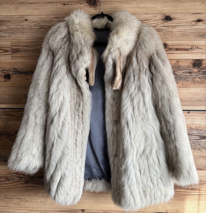 Blană naturala vulpe polara