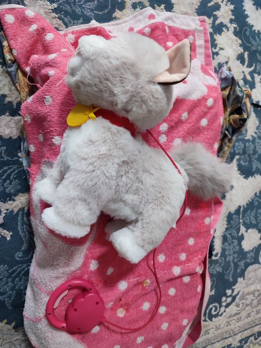 Продам новую игрушку кошечку (без упаковки))
