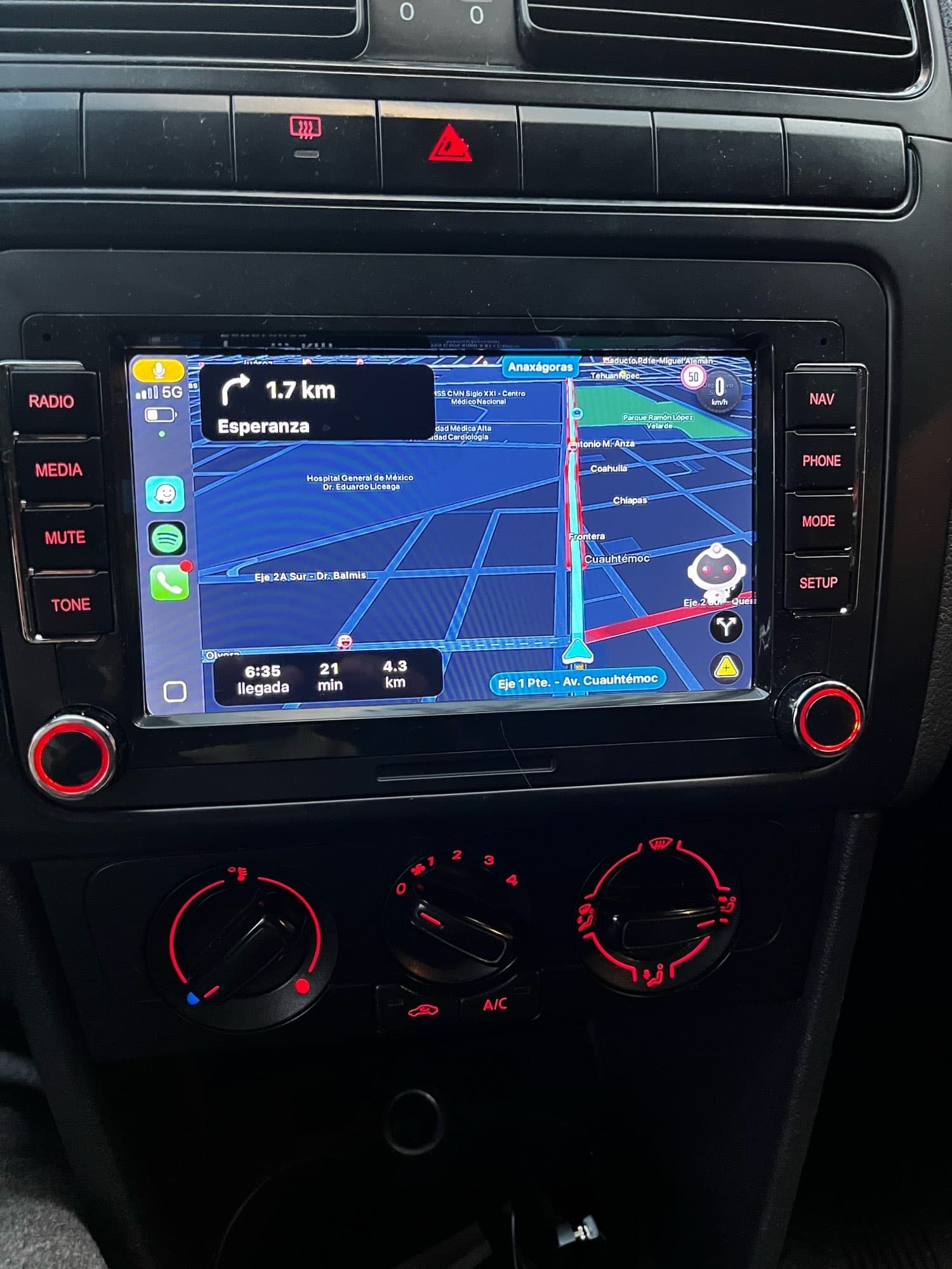 Navigatie 7 inch 4GB compatibilă cu Volkswagen, Skoda și Seat