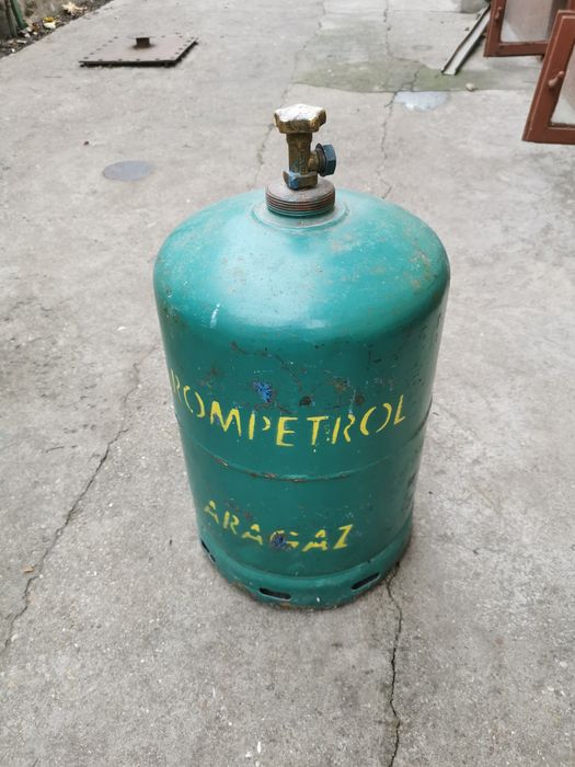 Butelie pentru aragaz