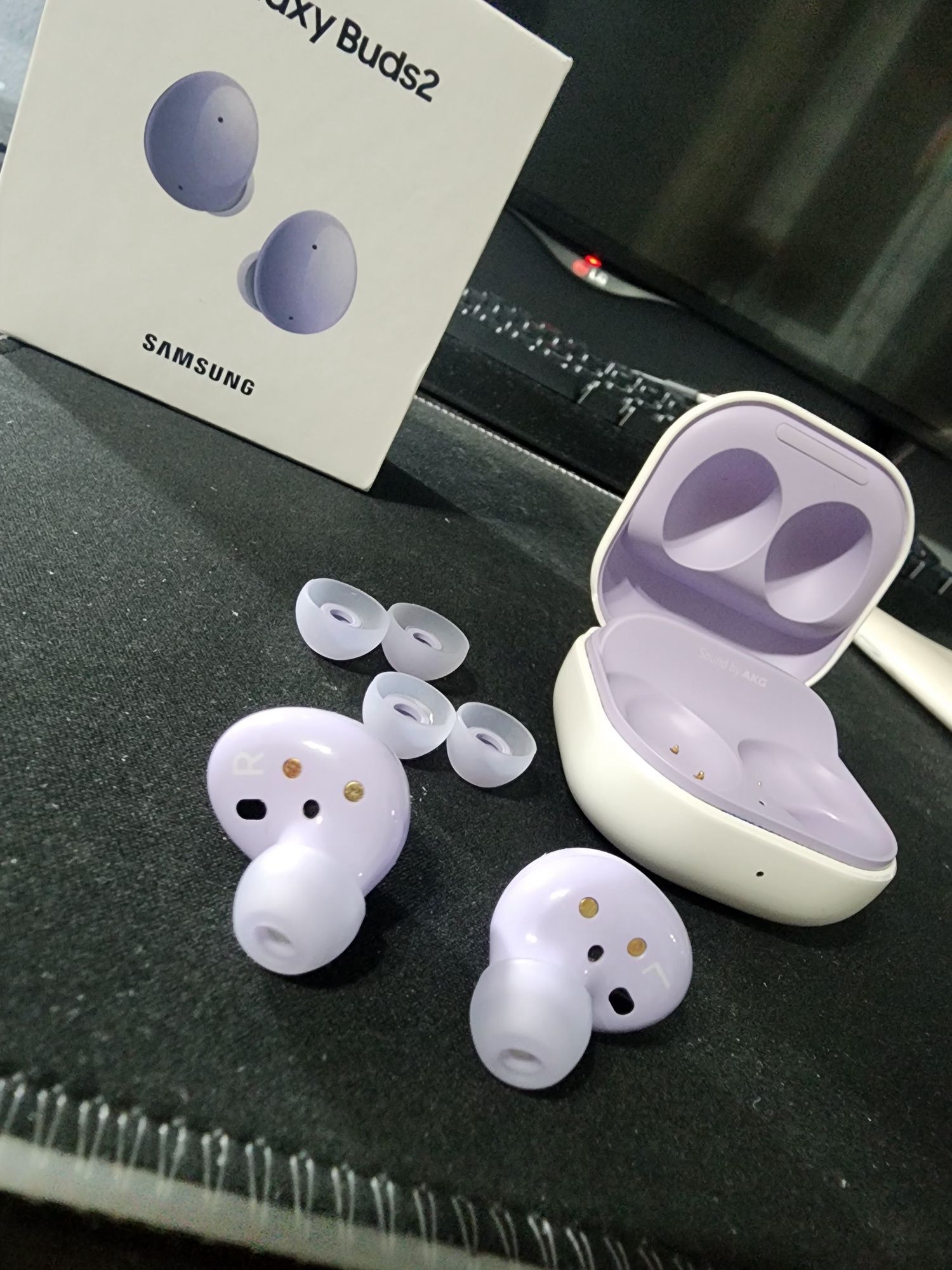 Samsung Galaxy buds 2