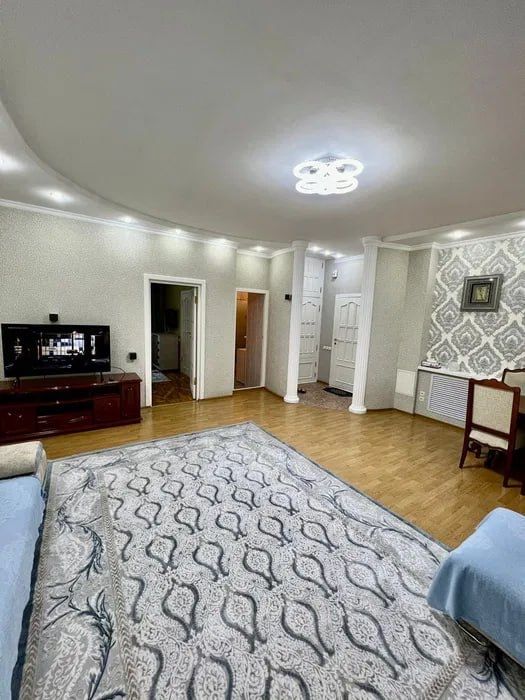 Сдается шикарная квартира в центре, гостиница России